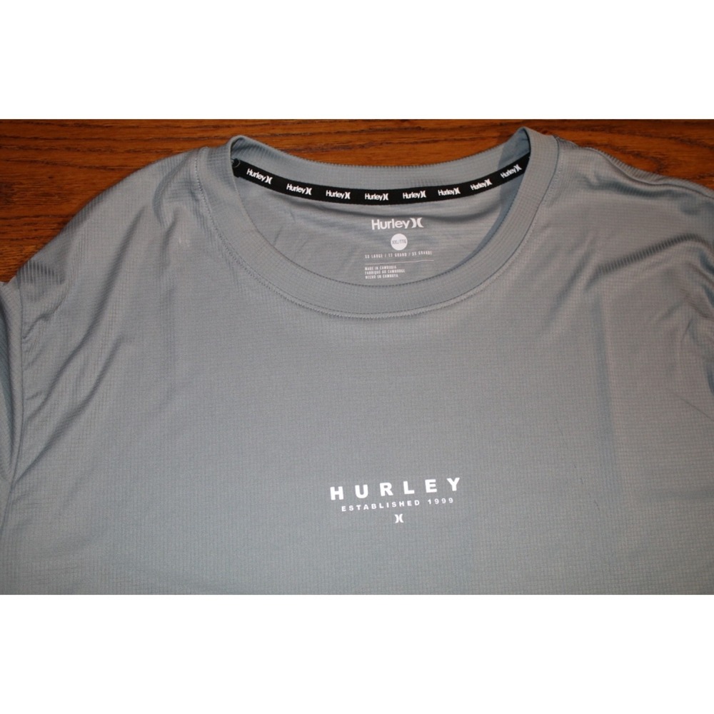 Hurley Preformance Dry Fit TShirt Mens Size 2XL - Picture 2 of 3
